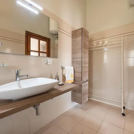 Dolly Apartament