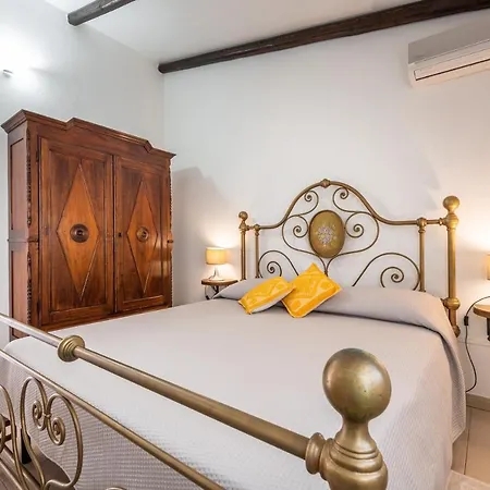 Dolly Apartment *